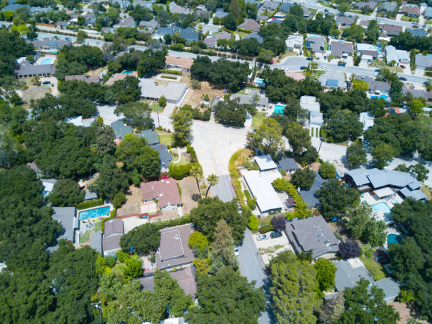 istock Southern California Suburban Area 683398894