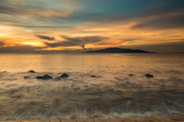 istock Nha Trang Bay Sunrise Sky Vietnam 683496434