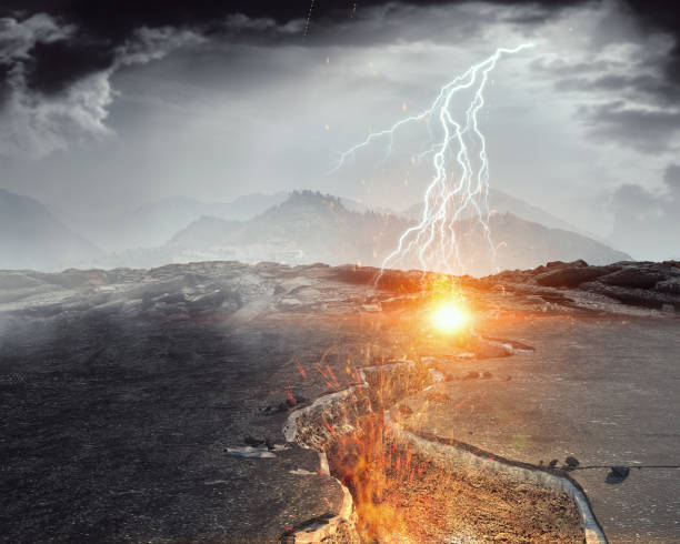 istock Crisis break and bankruptsy 683539036