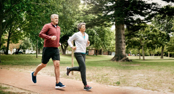 istock Motivating each other to stay fit 683564466