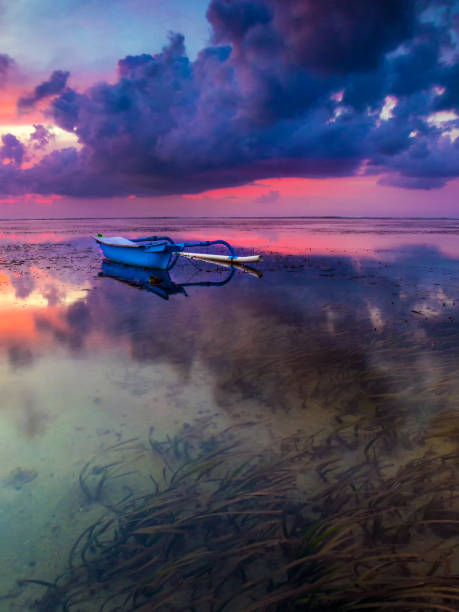 istock Jukung in the morning 683564742