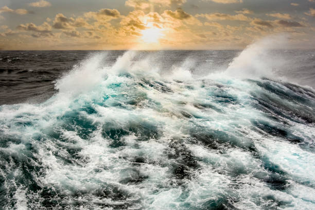 sea wave in the atlantic ocean during storm. - andrej stockfoto's en -beelden