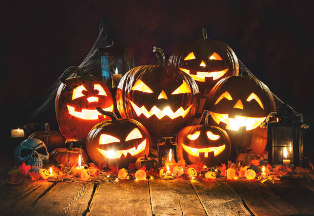 zucche di halloween - gourd halloween fall holidays and celebrations foto e immagini stock