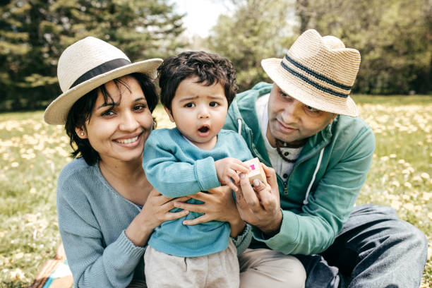 istock Young family and morgage 683667126