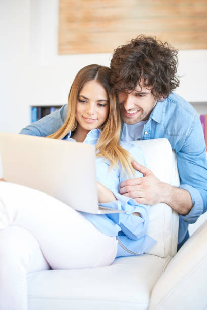 istock I wanna show you something 683677372