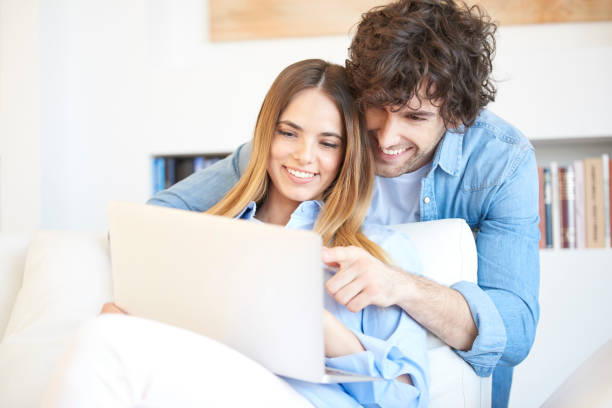 istock I wanna show you something 683677398