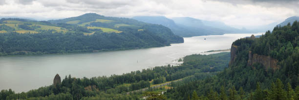 istock Crown point from the women's forum, Oregon. 683695388