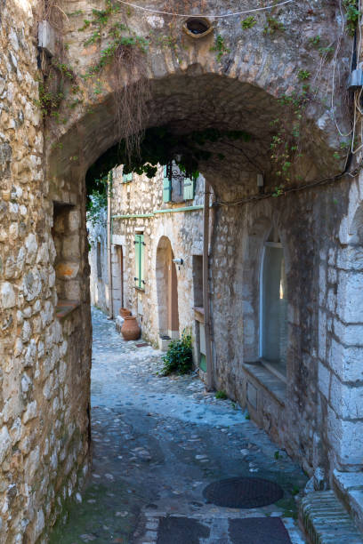 istock archway in Saint-Paul-de-Vence, France 683725510