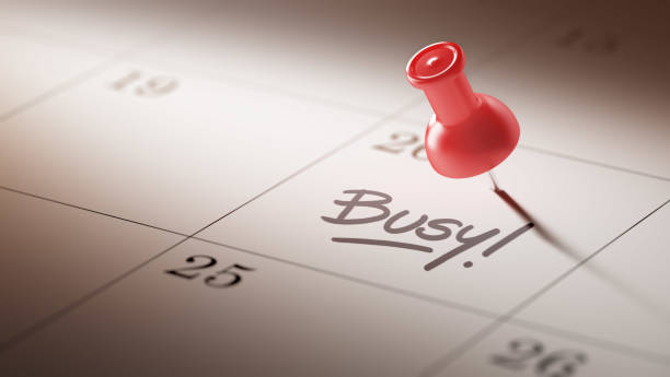 istock Calendar Concept with a red pin 683755176