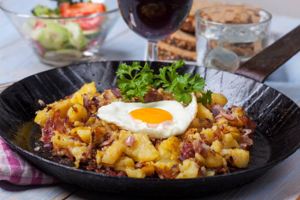 istock tiroler groestl a potato dish 683770218