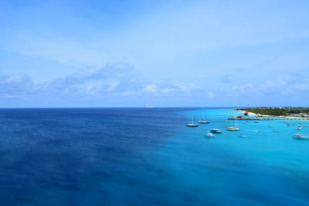 istock Caribbean Ocean view at Grand Turk 683770844