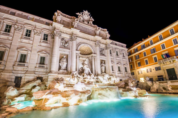 istock Fontana di trevi wide angle night roma Rome hdr 683777020