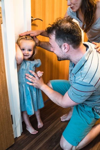 istock take the height of the daughter 683818504