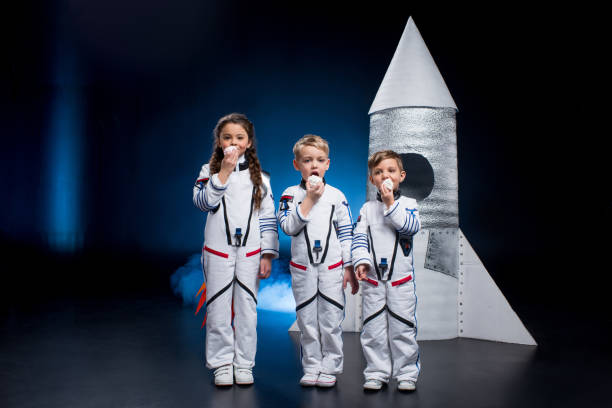 istock Kids in astronaut costumes 684085554