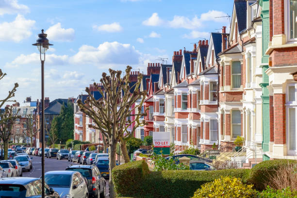 típico inglês com terraços casas em west hampstead, londres - casa de campo - fotografias e filmes do acervo