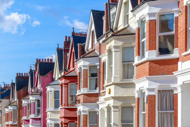 west hampstead, londra tipik i̇ngilizce teras evler - brownstone stok fotoğraflar ve resimler