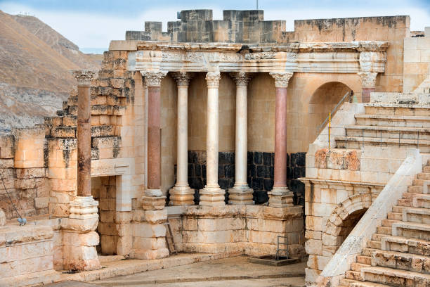 archaeological site, Beit Shean, Israel ancient street and columns in archaeological site Scythopolis, Beit Shean National Park, Israel beit she'an stock pictures, royalty-free photos & images