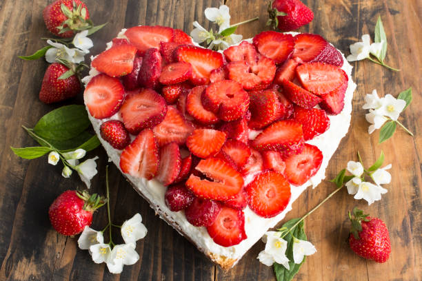 Heart Cheesecake with Strawberries