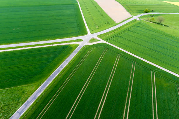 istock Agricultural area and thoroughfare - aerial view 684558832
