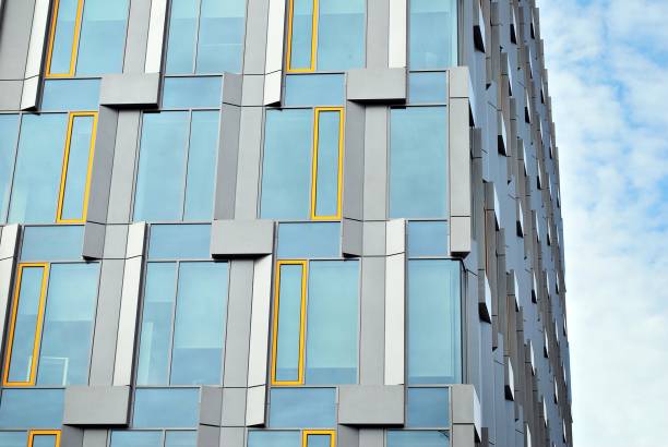 istock Modern office building with facade of glass. 684584042