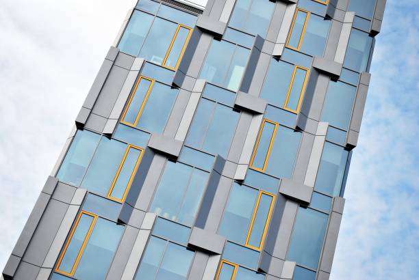 istock Modern office building with facade of glass. 684595224