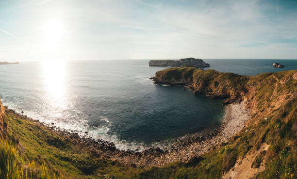 istock Beautiful coastal landscape at sunset 684925382