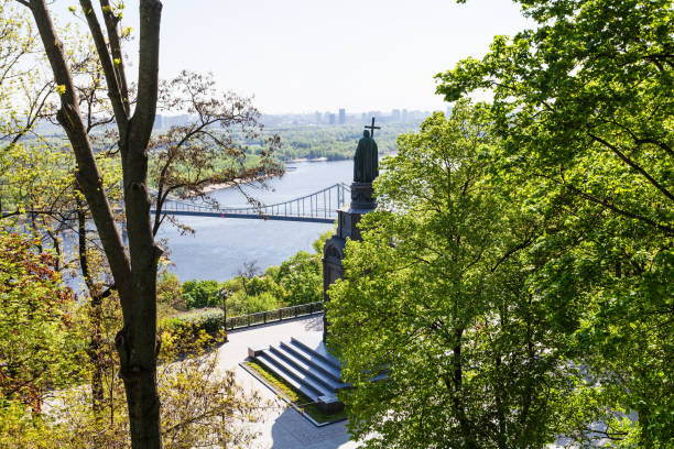 istock St Vladimir Monument on beach of Dnieper River 684962646