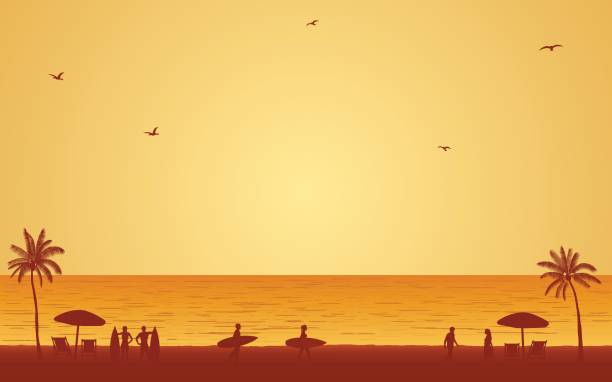 illustrations, cliparts, dessins animés et icônes de gens de silhouette avec planche de surf sur la plage sous fond de ciel coucher de soleil - surfing men hawaii islands wave