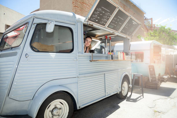 istock Food truck 685063296