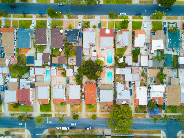 istock Aerial of Houses 685111992