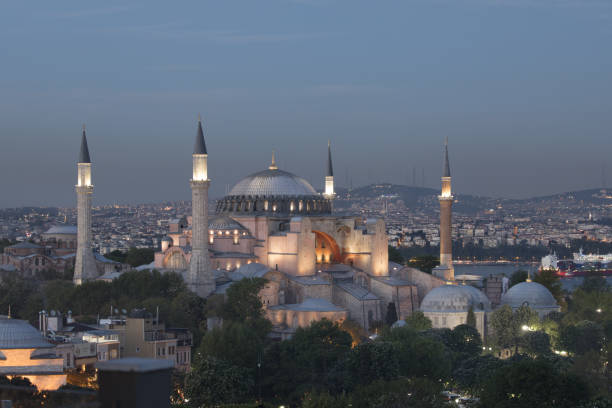 istock The Blue Mosque, (Sultanahmet Camii), Istanbul, Turkey 685262628
