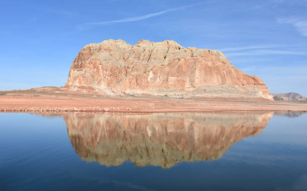 istock Lake Powell Rock Formations 685366988