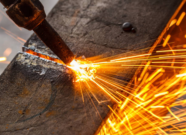 istock Metal cutting gas 685378690