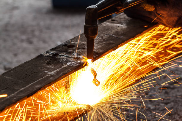 istock Metal cutting gas 685378778