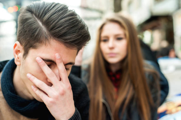 istock Don't you have ANYTHING to say?! 685379068