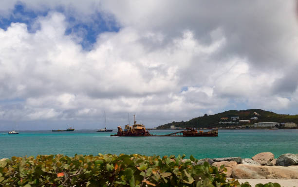 istock Shipwreck at Marigot Bay, St.  Maarten 685430414