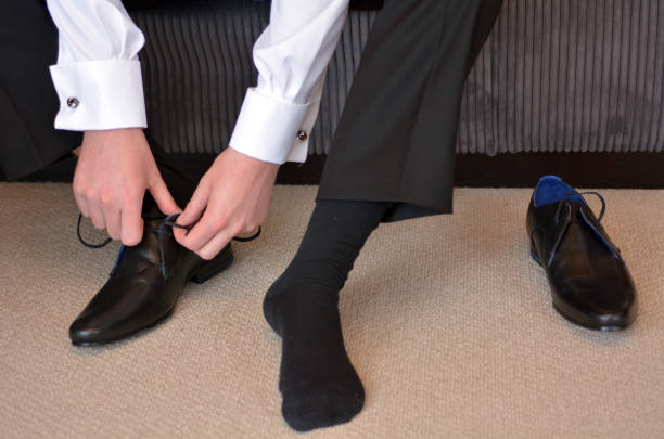 istock Man wearing elegant men  shoes 685503106