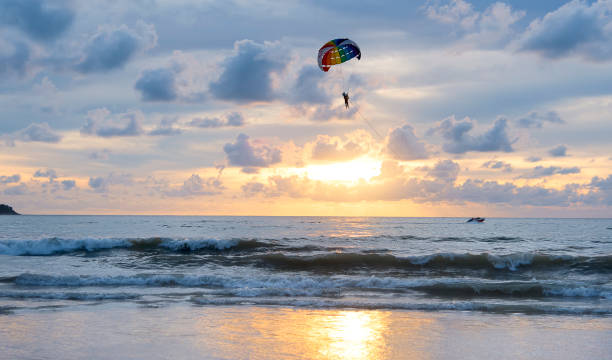 istock Parasailing Patong Phuket Thailand 685506292