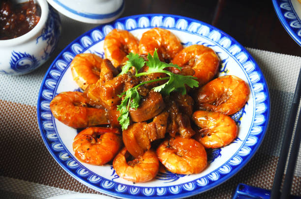 istock Braised shrimp with pork on white platter 685520122