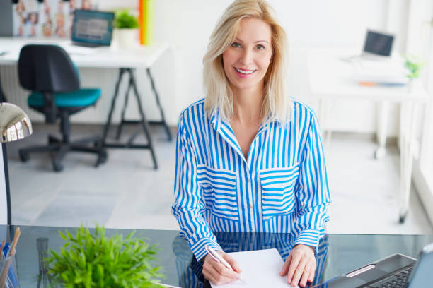 istock Businesswoman in the office 685590782