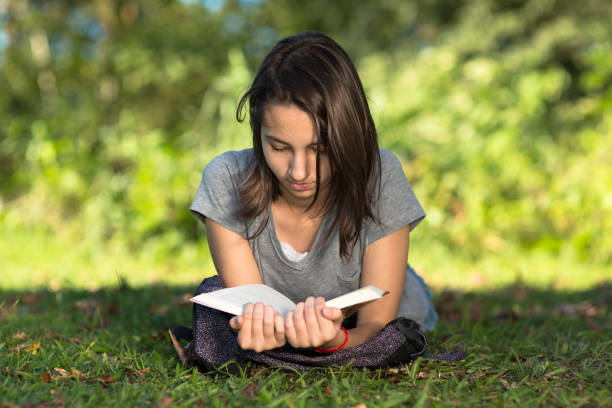 istock Teenage girl 685609478