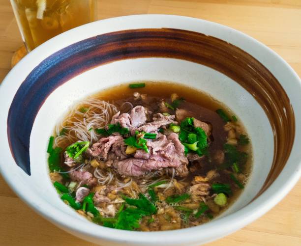 istock Beef And White Noodle Soup In Japanese Bowl Style 685757422