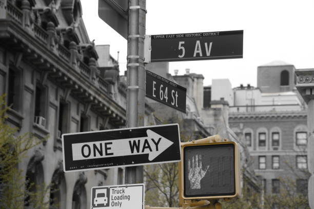 istock Fifth Avenue sign New York 685780418