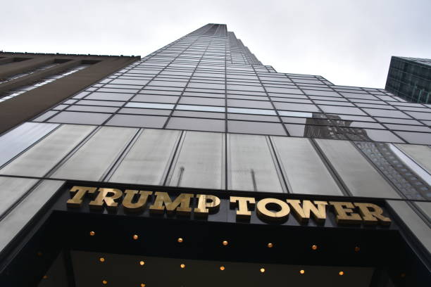 Tump Tower on Fifth Avenue, New York New York, USA - April 19, 2017: Trump Tower with film crew and New York Police Department outside in the run up to the Presidential Election in 2016 campaign headquarters stock pictures, royalty-free photos & images