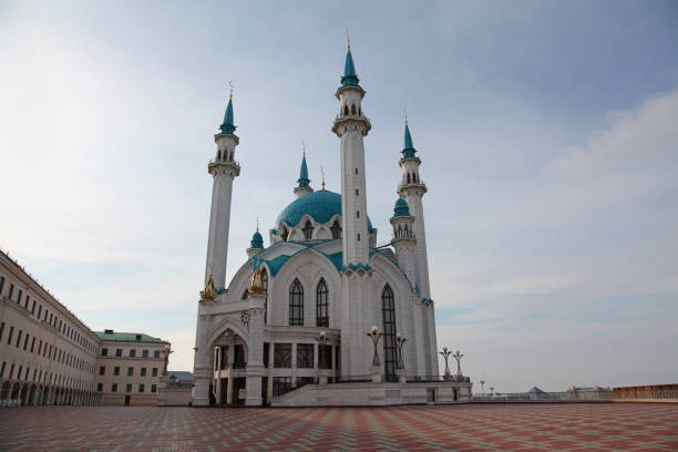 istock Kol Sharif Mosque in Kazan, Russia 685784110
