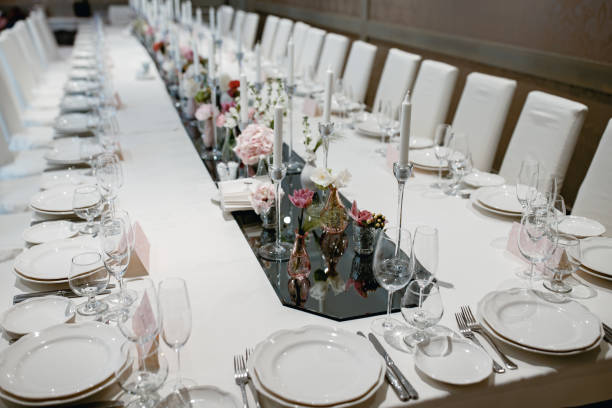istock Formal dinner service at a wedding banquet 685786630
