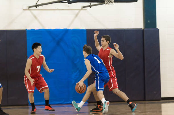 istock Boys high school basketball game 685789444