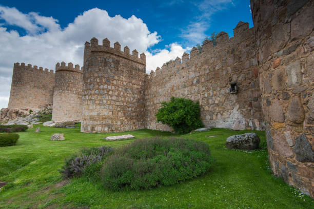 istock Mediewal stone walls around Avila town,Spain 685810968