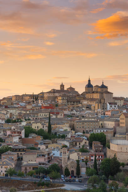 istock Toledo cathedral on hill top at sunset 685819114
