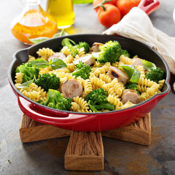istock Pasta bake with sausage and broccoli 685820136